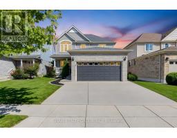 88 DECARO CRESCENT, Cambridge, Ontario