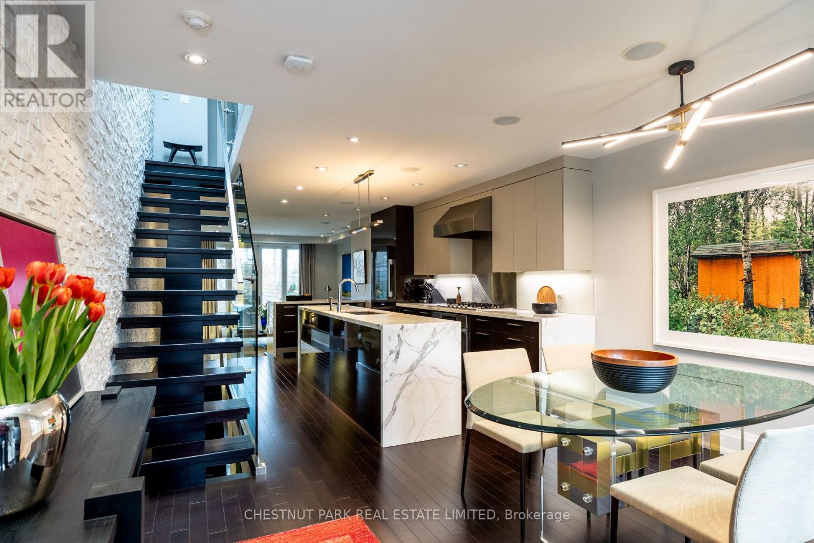 70 Summerhill Gardens, Toronto, Ontario  M4T 1B4 - Photo 4 - C13535582