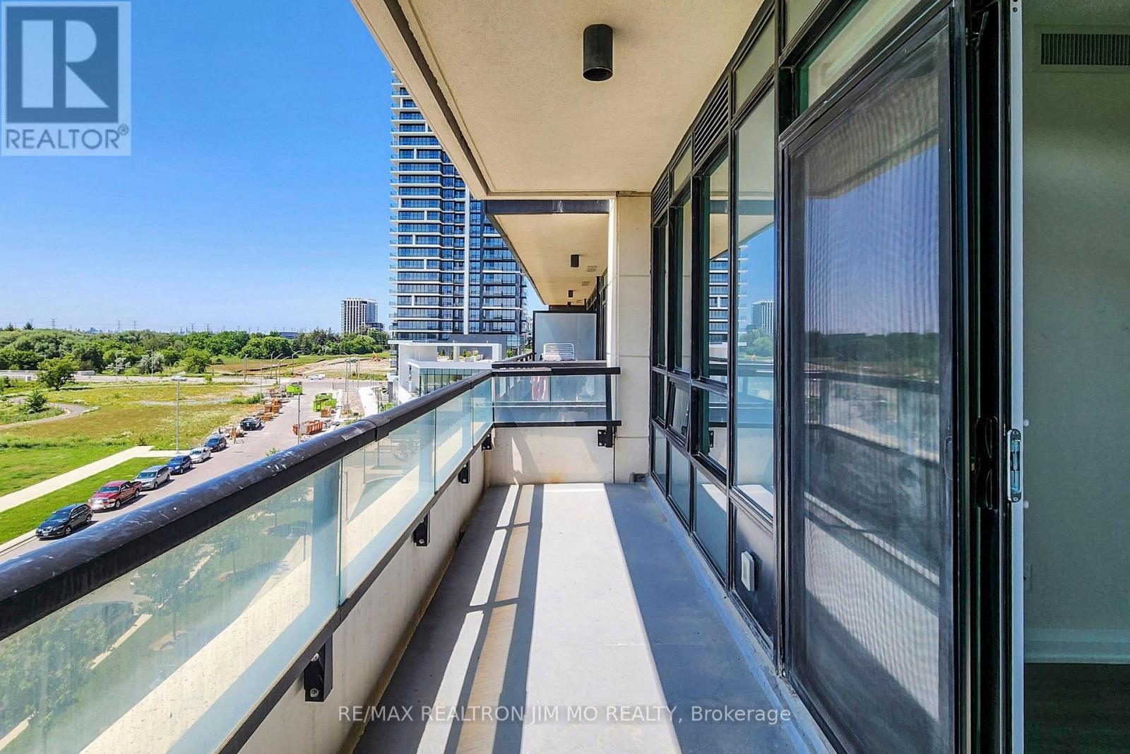 616 - 15 Water Walk Drive, Markham, Ontario  L6G 0G2 - Photo 28 - N13794838