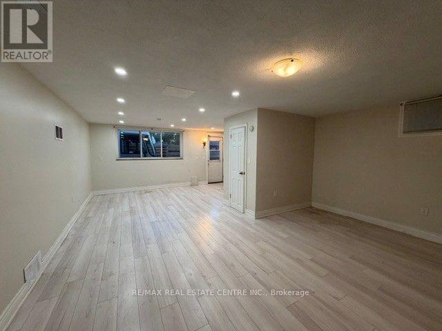 6075 Summer Street, Niagara Falls, Ontario  L2G 1M8 - Photo 28 - X13804390