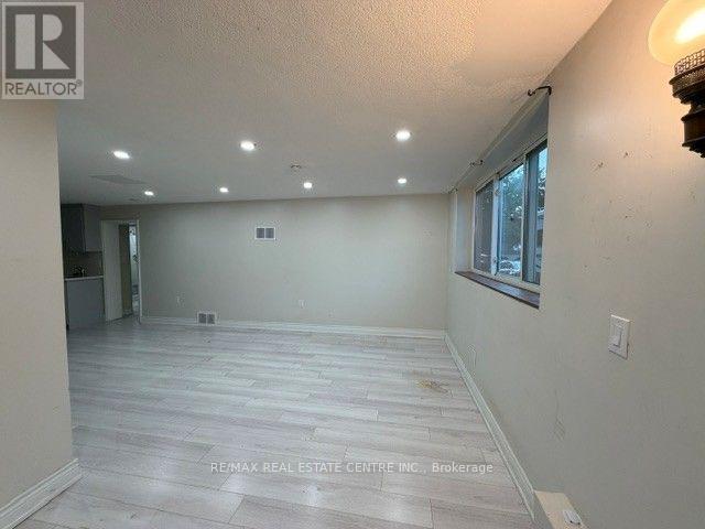 6075 Summer Street, Niagara Falls, Ontario  L2G 1M8 - Photo 23 - X13804390