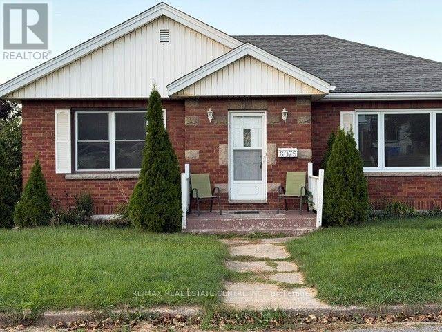 6075 Summer Street, Niagara Falls, Ontario  L2G 1M8 - Photo 4 - X13804390