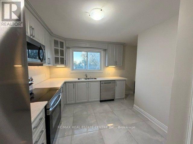 6075 Summer Street, Niagara Falls, Ontario  L2G 1M8 - Photo 8 - X13804390