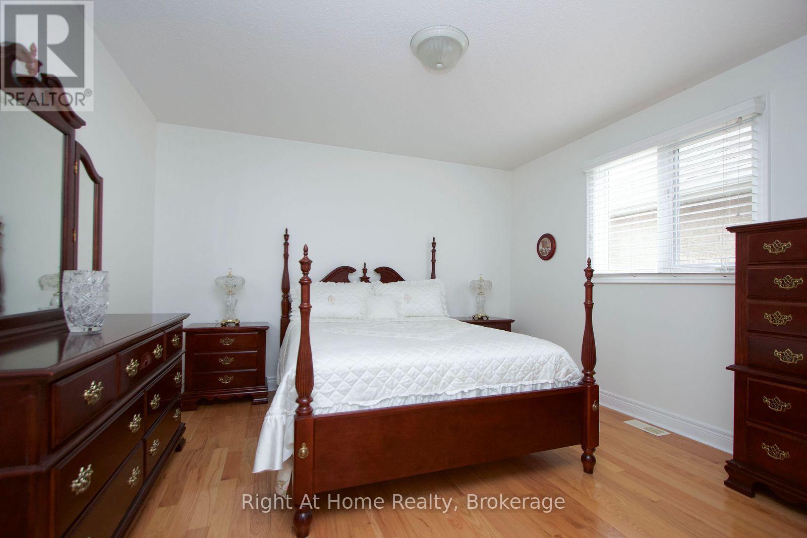 2096 Stornoway Street, Oshawa, Ontario  L1L 1C3 - Photo 28 - E13819104