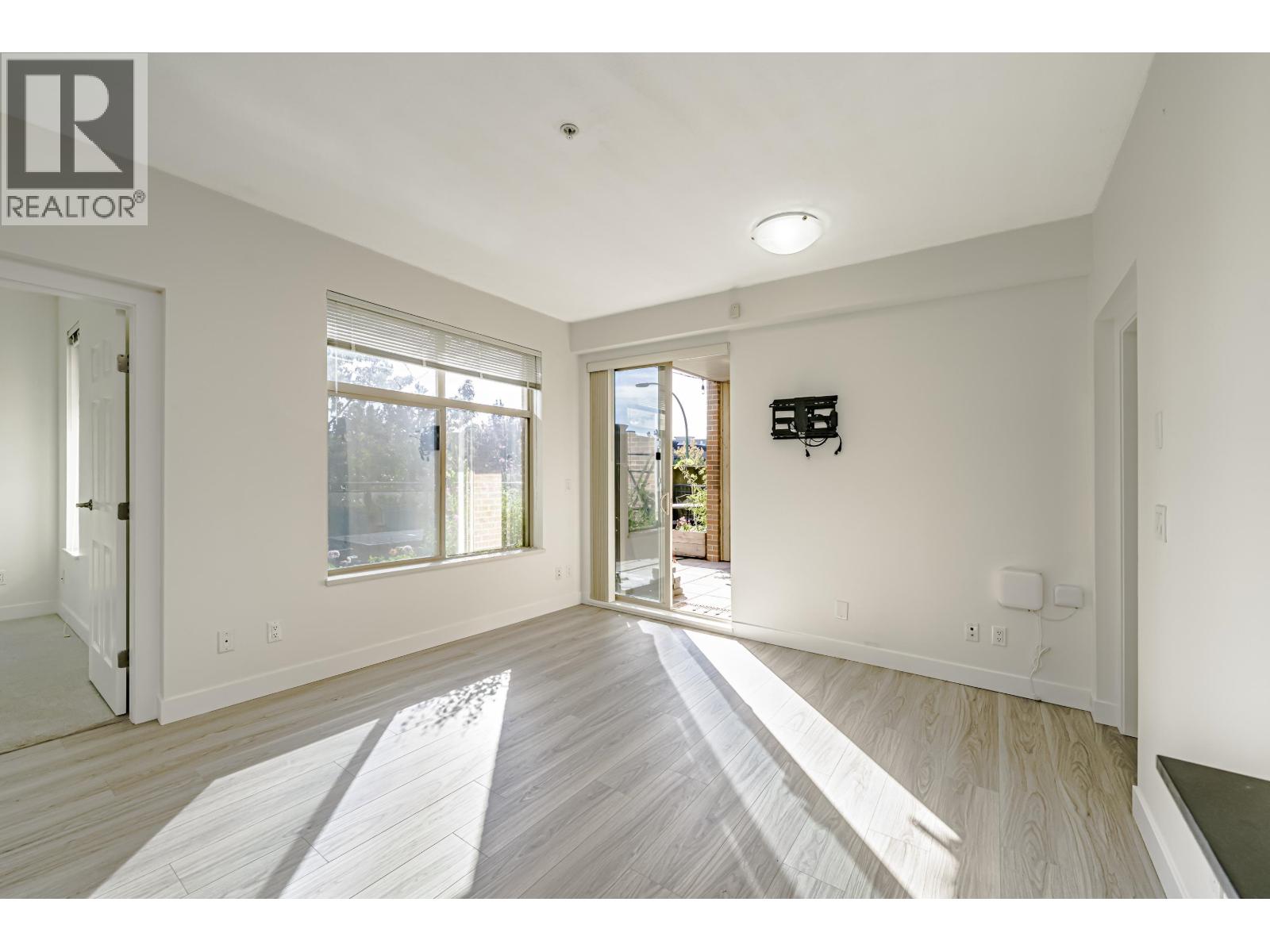 107 1633 Mackay Avenue, North Vancouver, British Columbia  V7P 0A2 - Photo 9 - R3168651