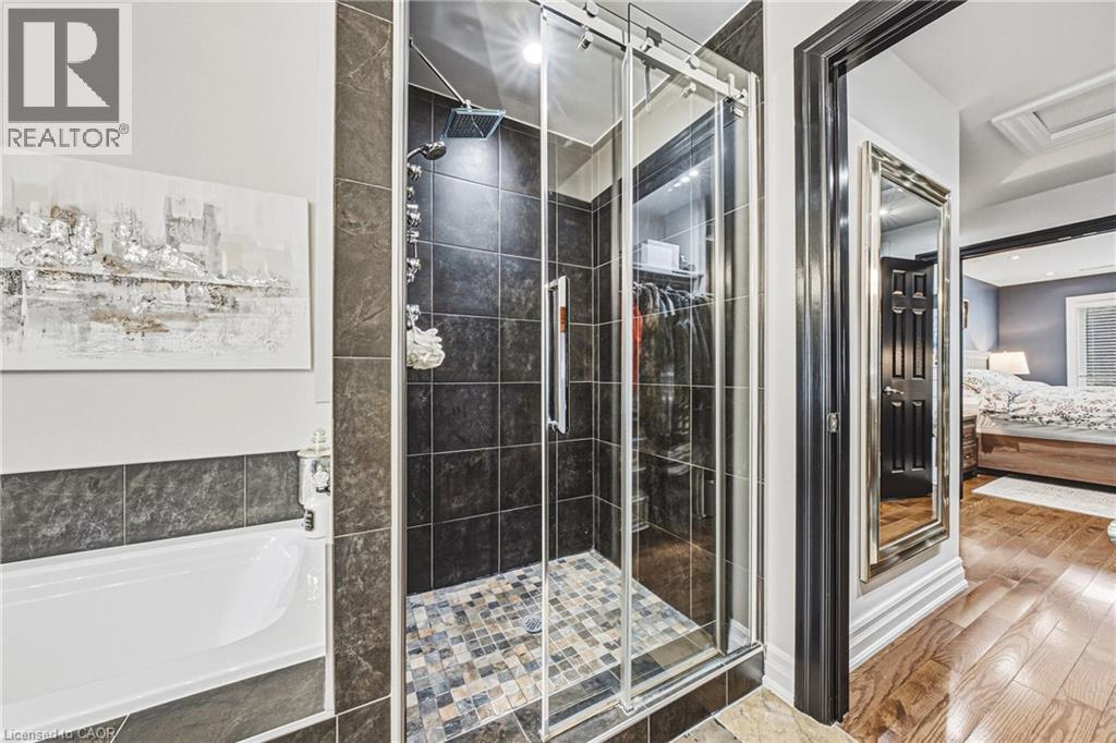 581 Holly Hill Crescent, Burlington, Ontario  L7L 3Z8 - Photo 16 - 40865056