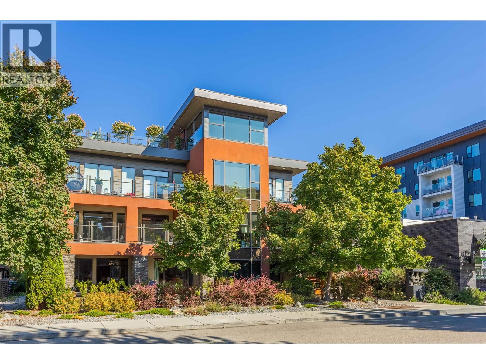 446 WEST Avenue Unit# 102, Kelowna, British Columbia