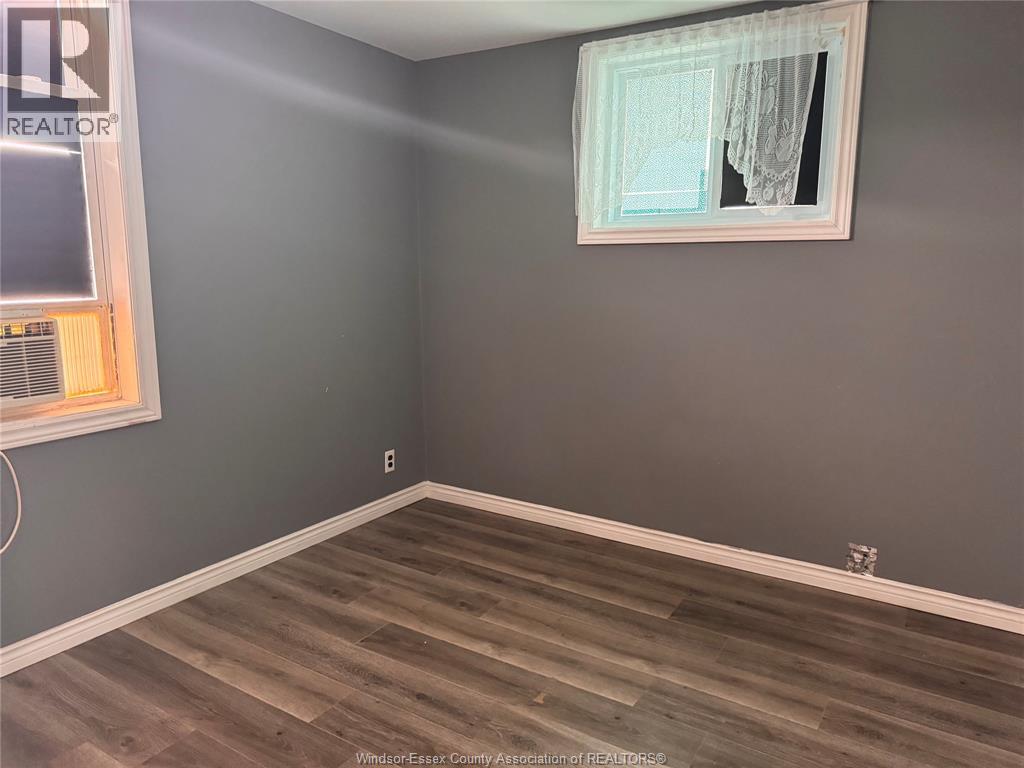 58 Talbot St N Unit# 2, Essex, Ontario  N8M 1A2 - Photo 11 - 26023421