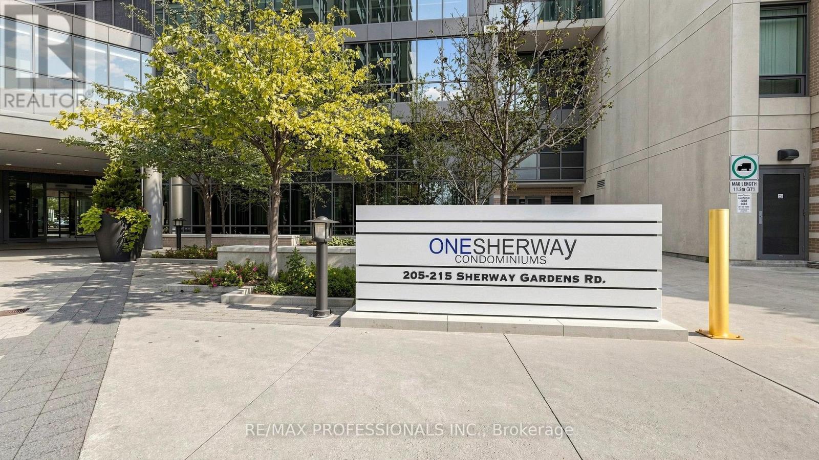 1710 - 205 Sherway Gardens Road, Toronto, Ontario M9C 0A5 - Photo 6 - W13816832