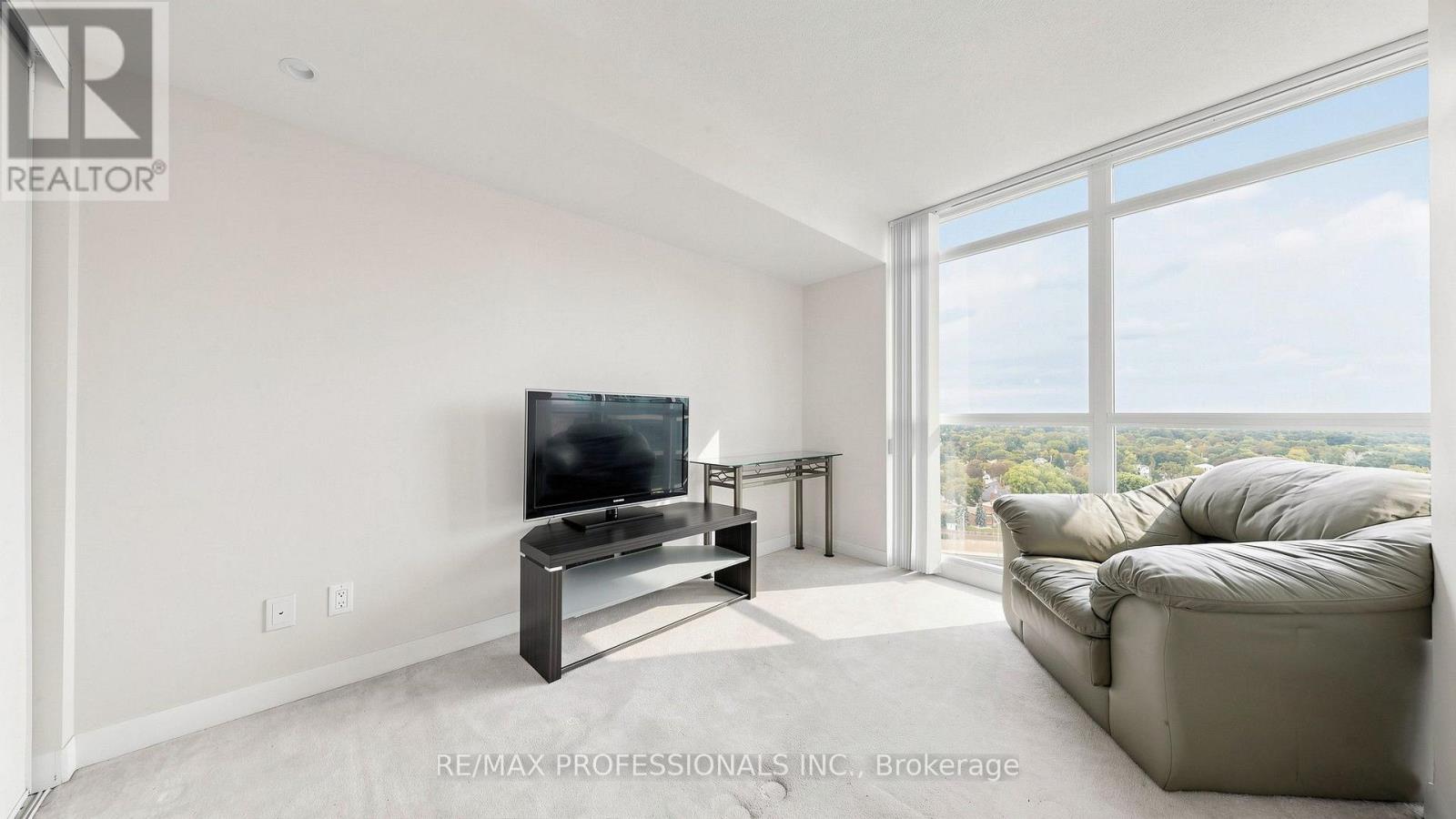 1710 - 205 Sherway Gardens Road, Toronto, Ontario M9C 0A5 - Photo 34 - W13816832