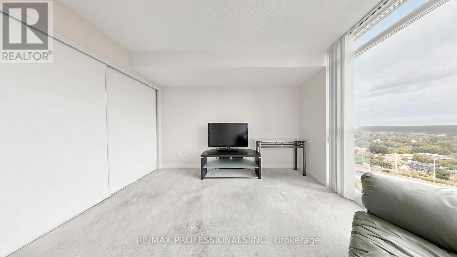 1710 - 205 Sherway Gardens Road, Toronto, Ontario M9C 0A5 - Photo 36 - W13816832