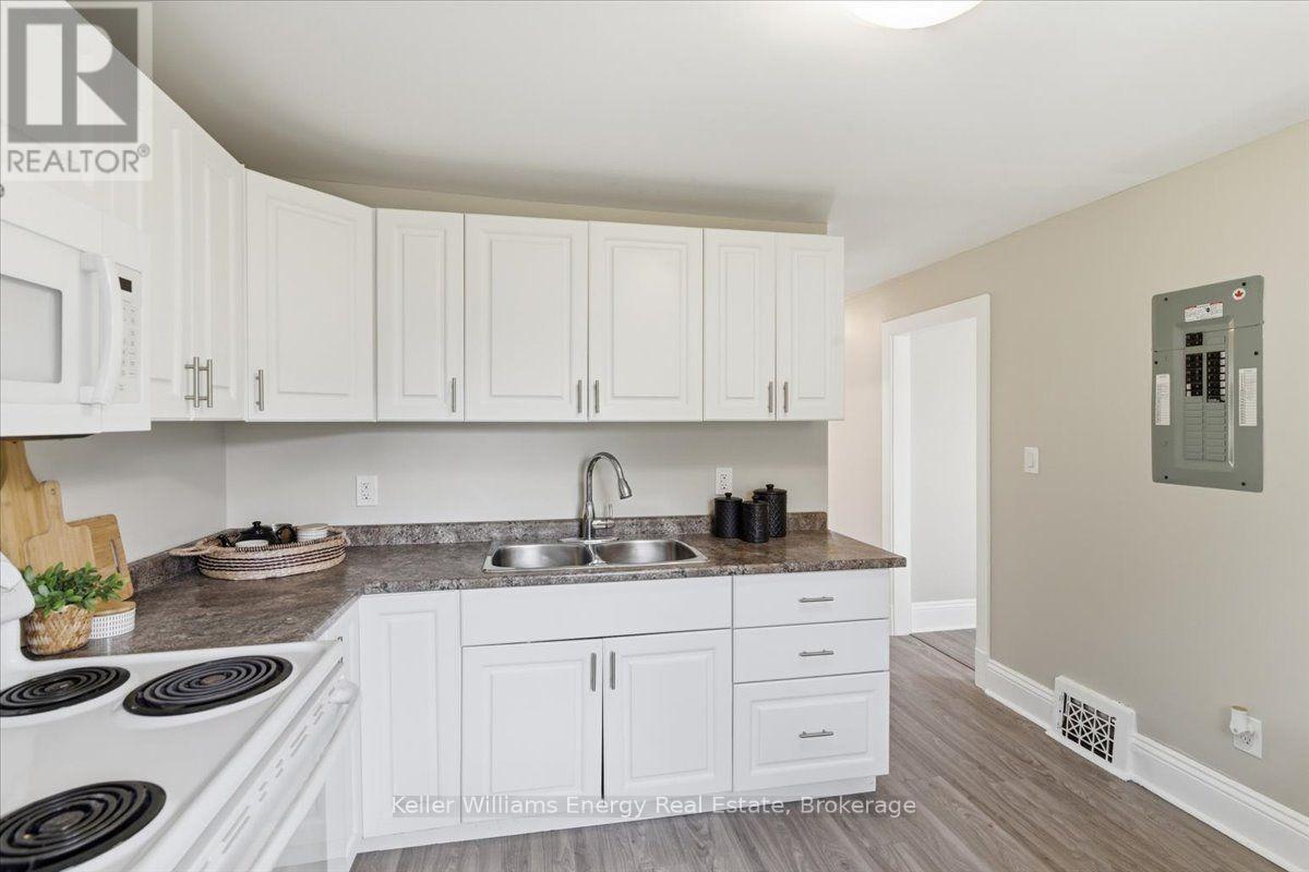 108 Division Street, Oshawa, Ontario  L1G 5M1 - Photo 13 - E13819914