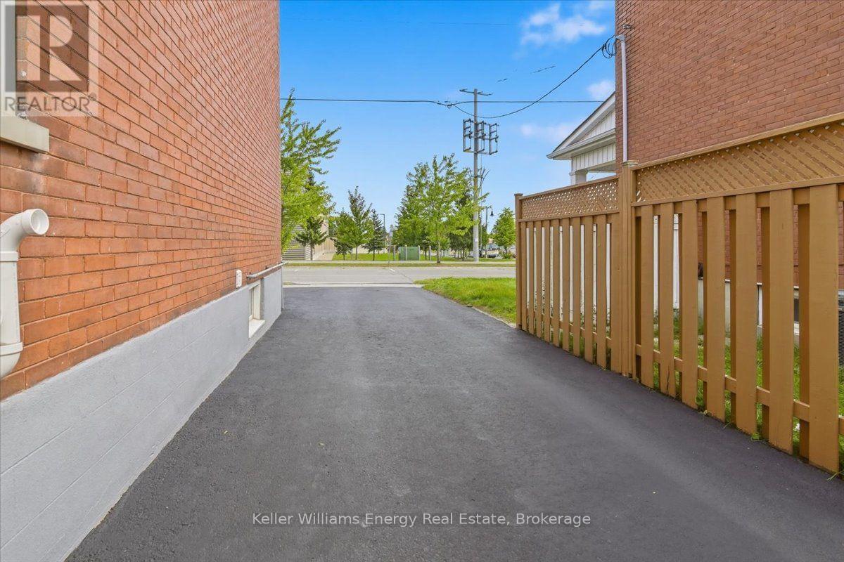 108 Division Street, Oshawa, Ontario  L1G 5M1 - Photo 33 - E13819914