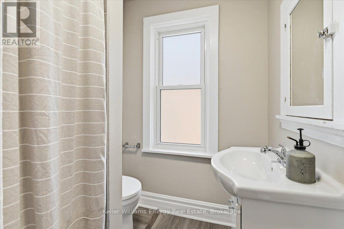 108 Division Street, Oshawa, Ontario  L1G 5M1 - Photo 6 - E13819914