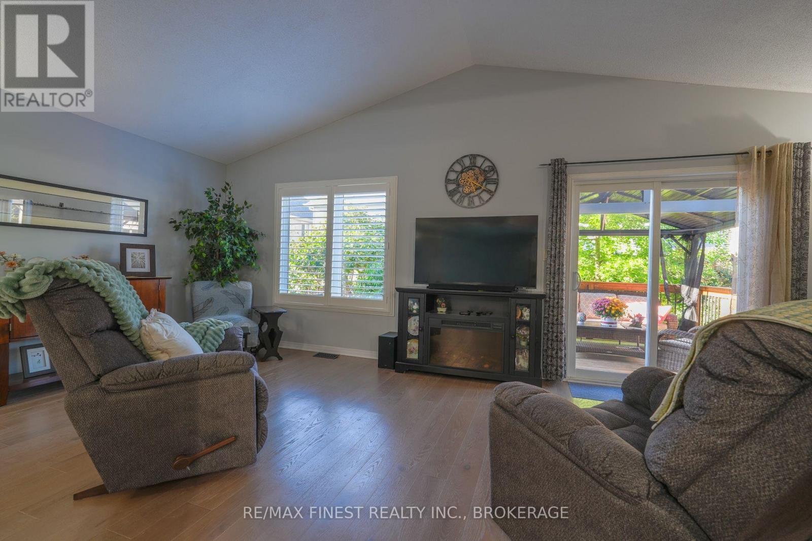 1736 Reginald Bart Drive, Kingston, Ontario  K7K 7J9 - Photo 11 - X13819974