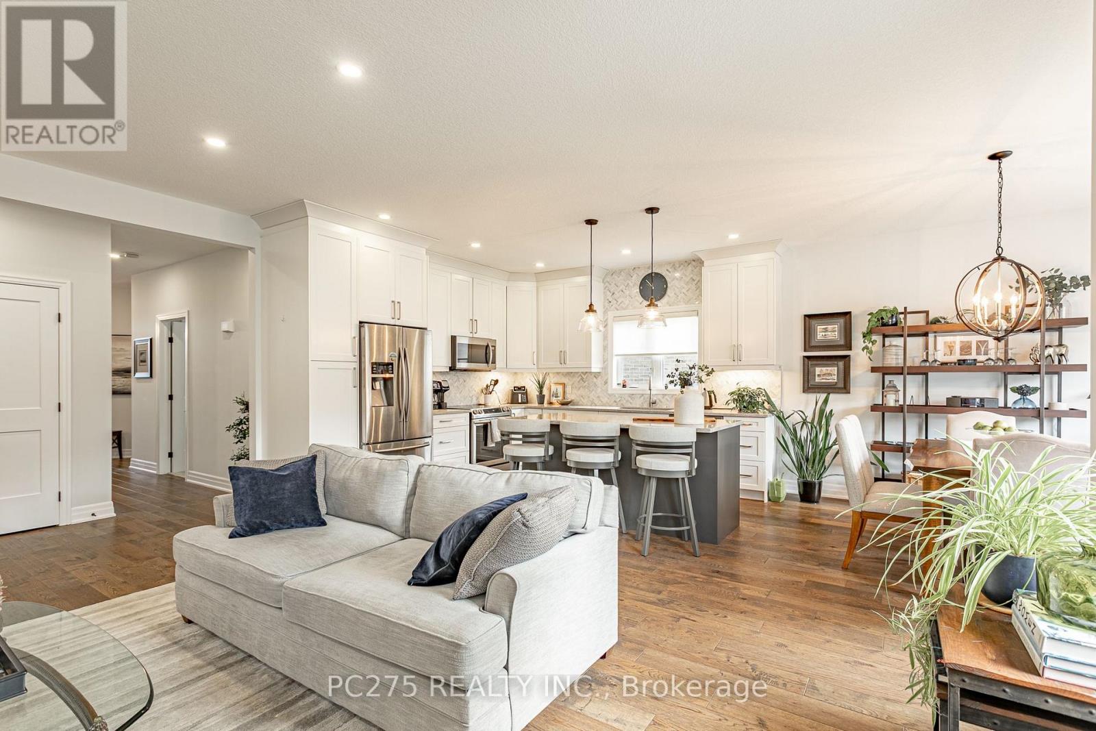 9 Foxborough Place, Thames Centre, Ontario  N0M 2P0 - Photo 16 - X13820040