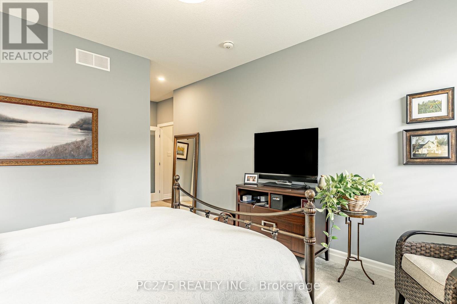 9 Foxborough Place, Thames Centre, Ontario  N0M 2P0 - Photo 26 - X13820040