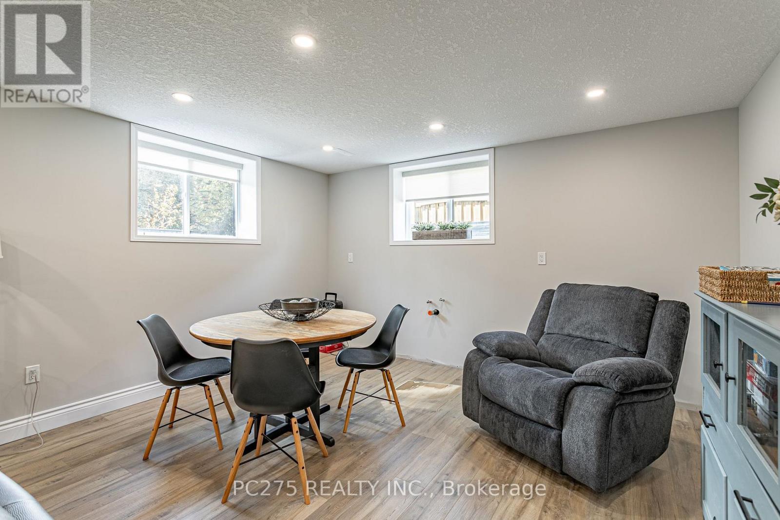 9 Foxborough Place, Thames Centre, Ontario  N0M 2P0 - Photo 30 - X13820040