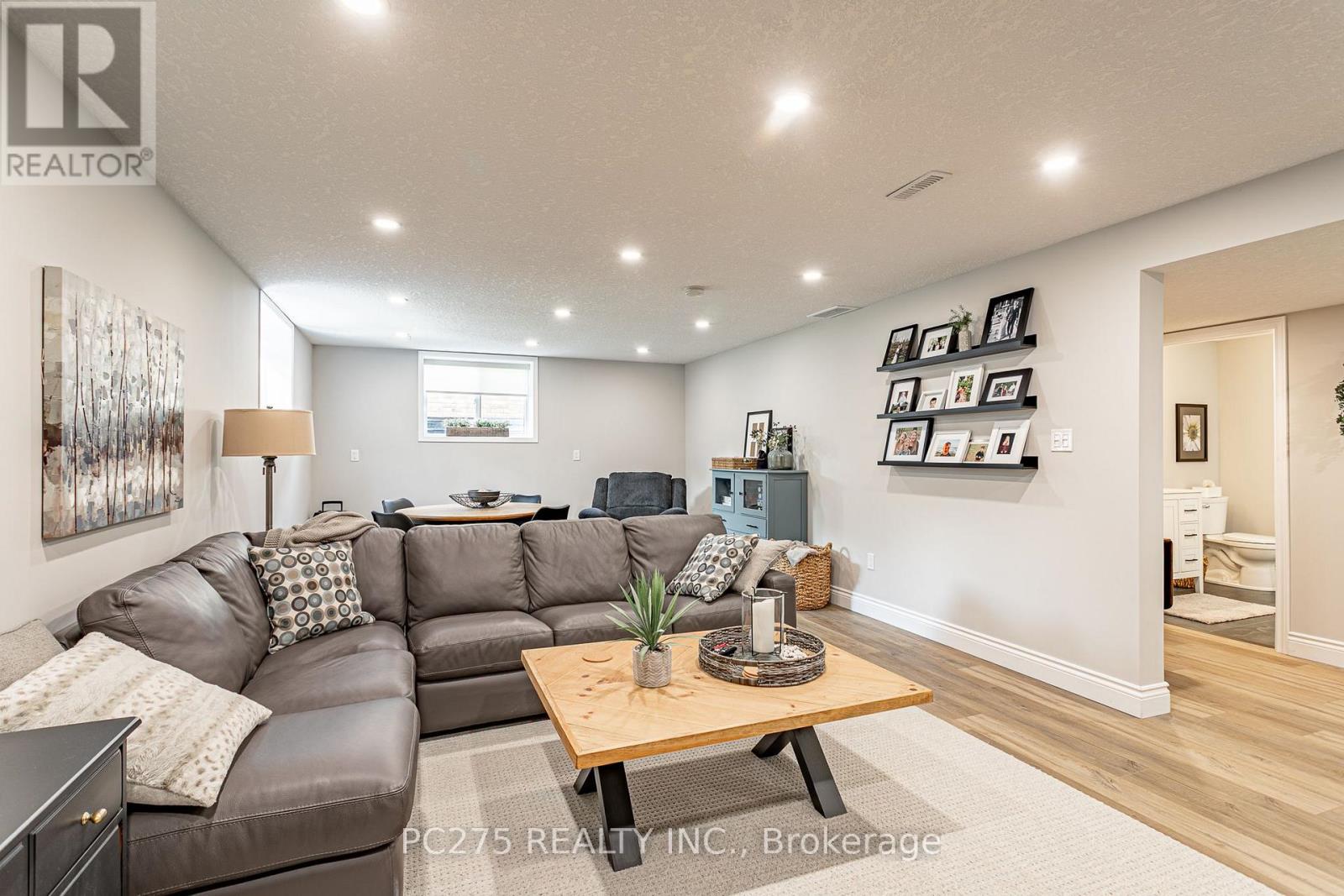 9 Foxborough Place, Thames Centre, Ontario  N0M 2P0 - Photo 32 - X13820040