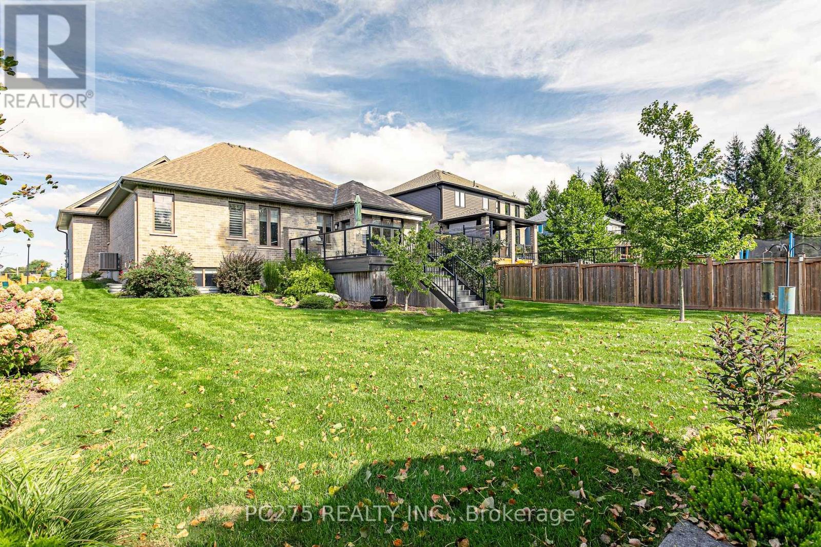 9 Foxborough Place, Thames Centre, Ontario  N0M 2P0 - Photo 38 - X13820040