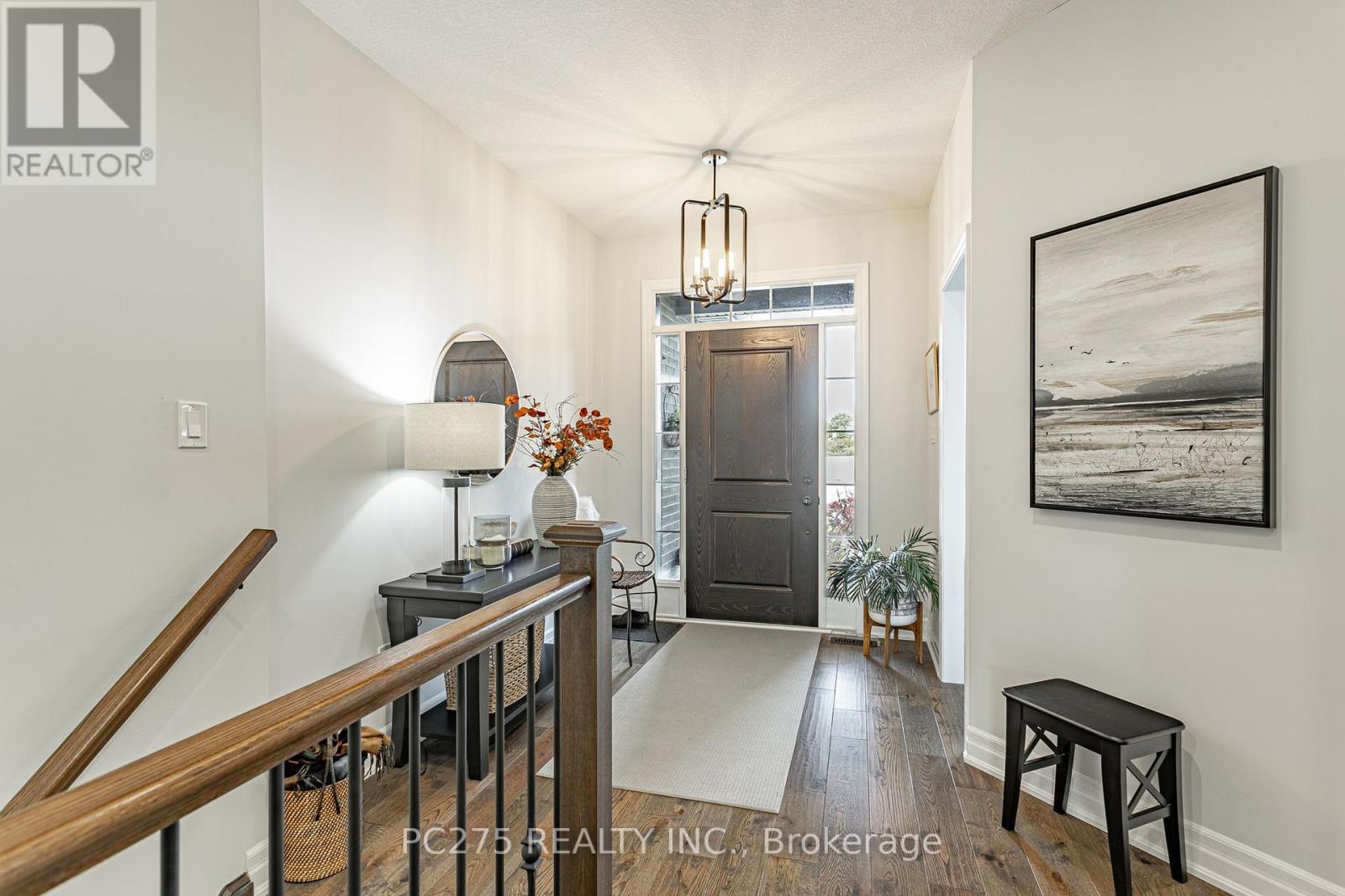 9 Foxborough Place, Thames Centre, Ontario  N0M 2P0 - Photo 5 - X13820040