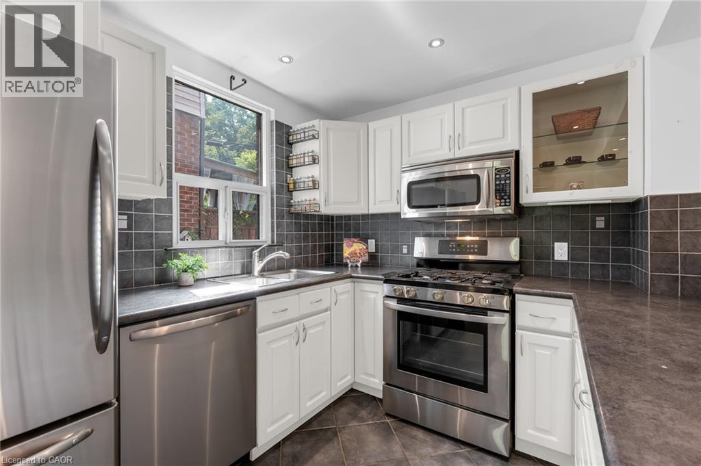 266 London Street S, Hamilton, Ontario  L8K 2H2 - Photo 14 - 40854857
