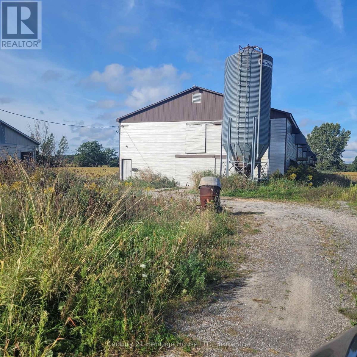 2361 Merrittville Highway, Thorold, Ontario  L0S 1E6 - Photo 1 - X13820044