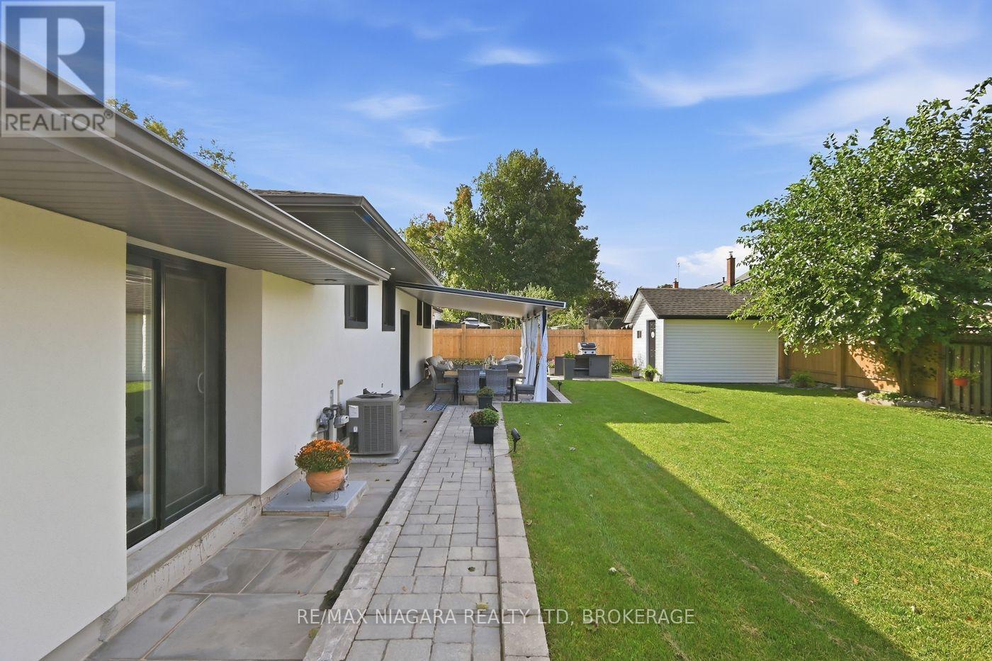 9 Bishops Road, St. Catharines, Ontario L2M 1T8 - Photo 3 - X13820108