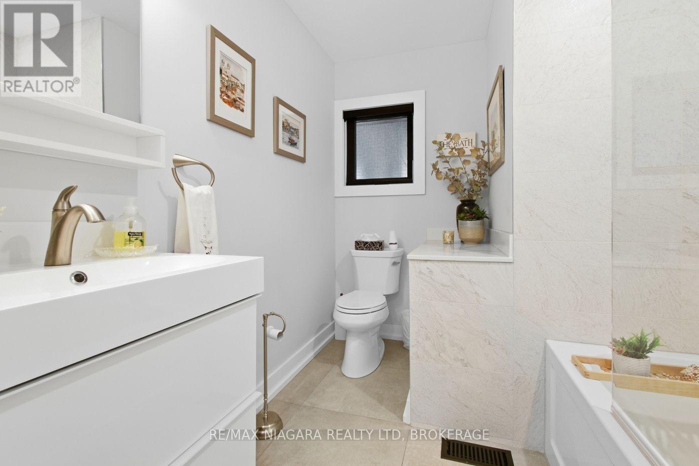9 Bishops Road, St. Catharines, Ontario L2M 1T8 - Photo 30 - X13820108