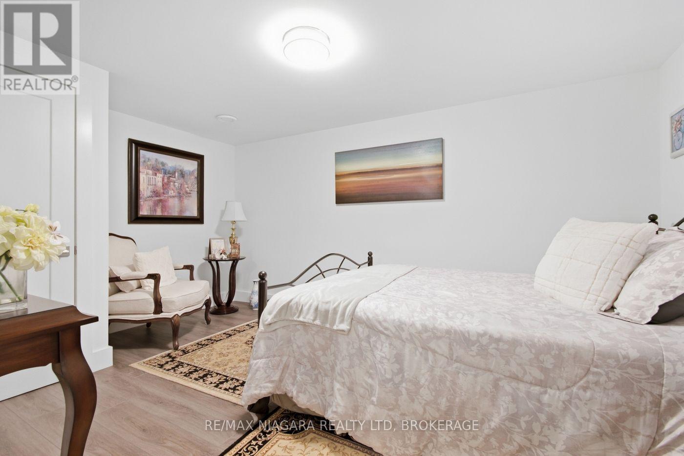 9 Bishops Road, St. Catharines, Ontario L2M 1T8 - Photo 47 - X13820108