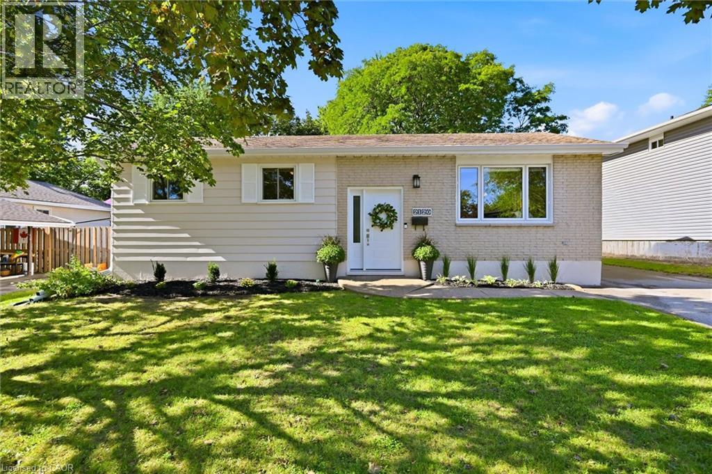2120 CAVENDISH Drive photo 2
