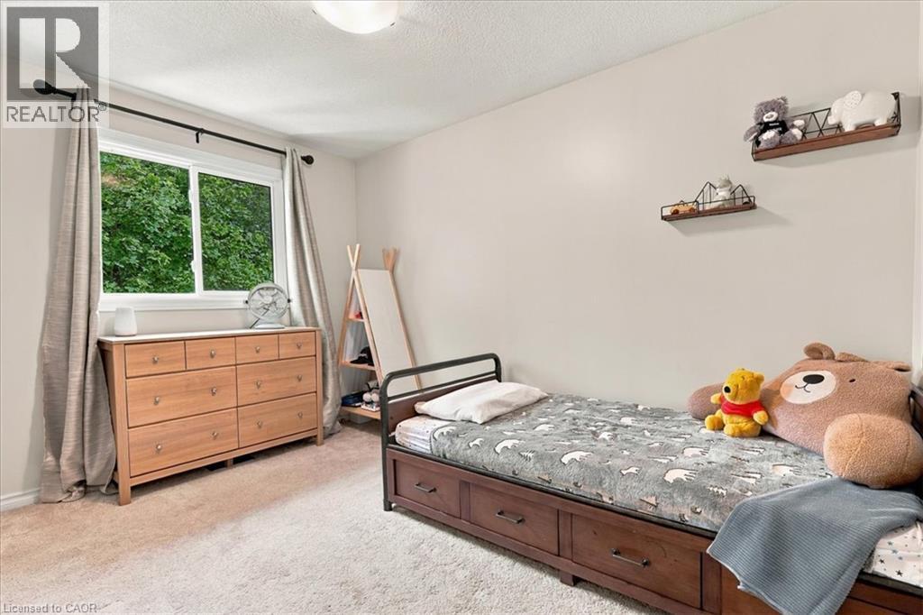 258 Newport Place, Waterloo, Ontario  N2T 2B5 - Photo 25 - 40865212