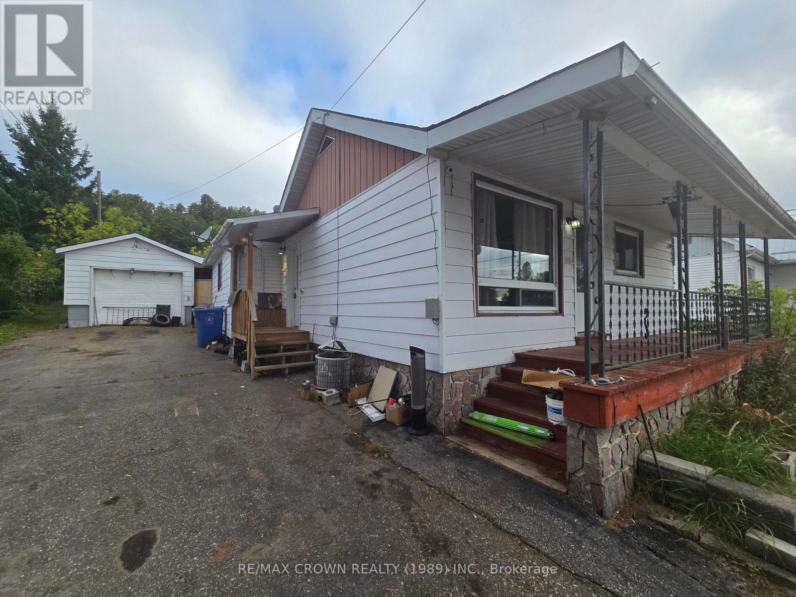 540 Brydges Street, Mattawa, Ontario  P0H 1V0 - Photo 2 - X13820030