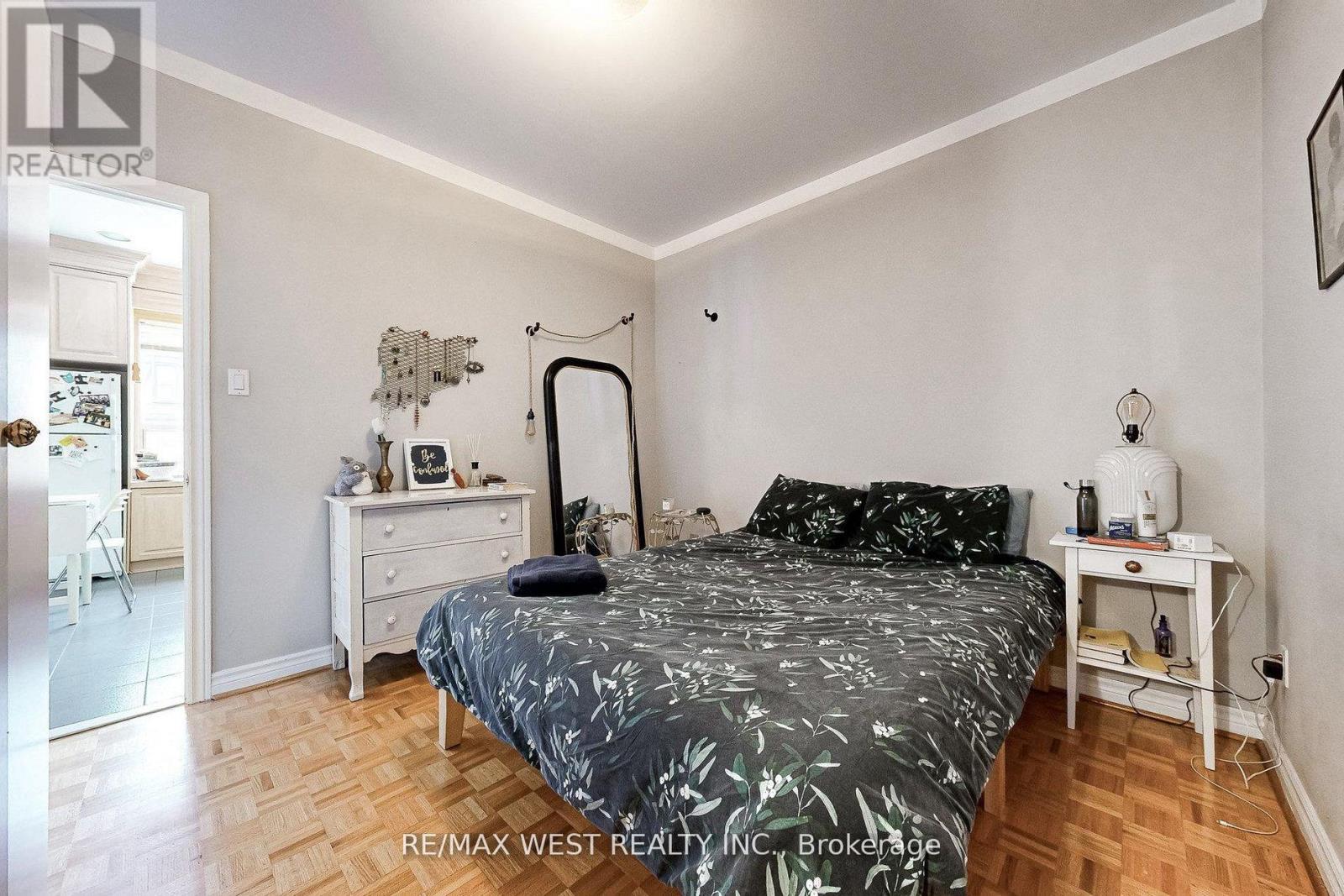 52 Heydon Park Road, Toronto, Ontario  M6J 2C8 - Photo 10 - C13819852