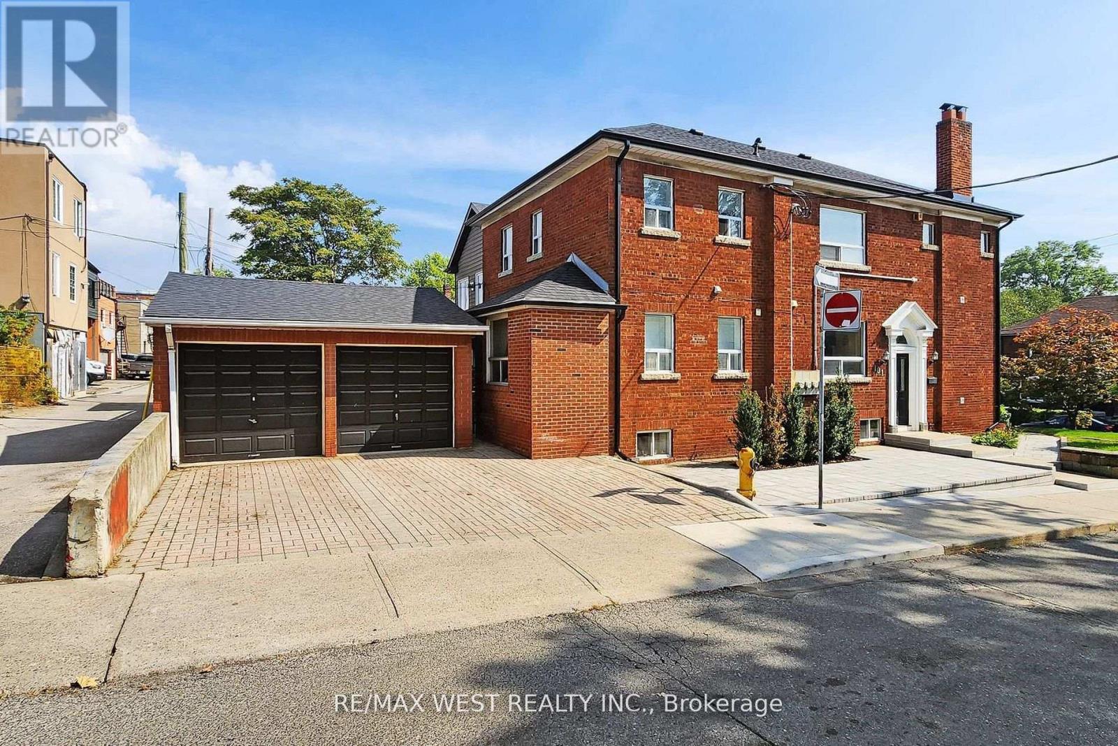 52 Heydon Park Road, Toronto, Ontario  M6J 2C8 - Photo 2 - C13819852