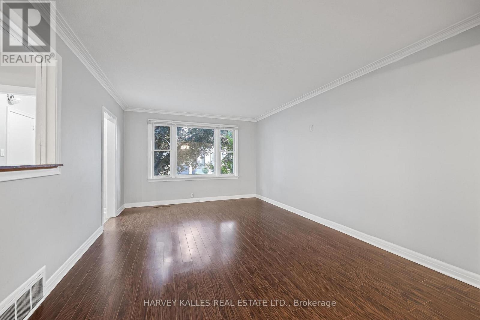 Main - 128 Bogert Avenue, Toronto, Ontario  M2N 1K8 - Photo 3 - C13819858