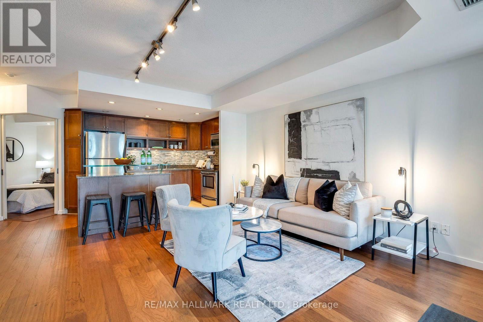 402 - 218 Queens Quay W, Toronto, Ontario  M5J 2Y6 - Photo 8 - C13819912