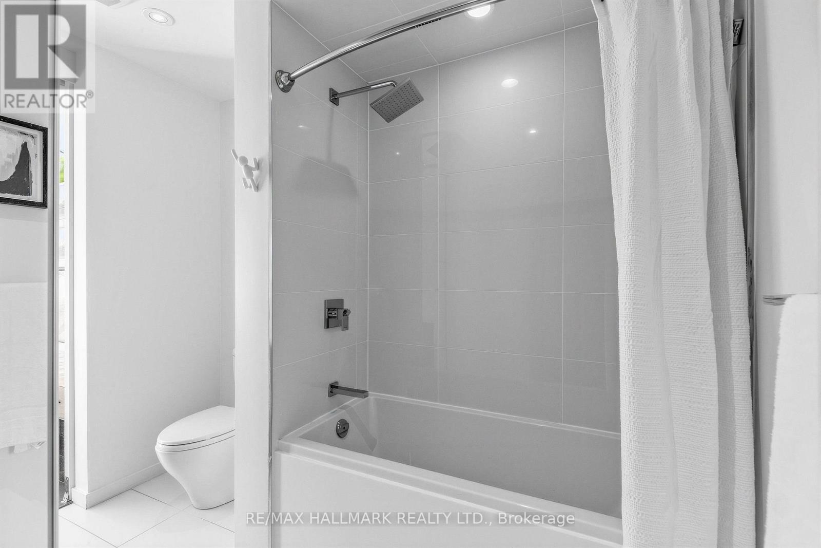 251 Roxton Road, Toronto, Ontario  M6G 3R1 - Photo 24 - C13819976