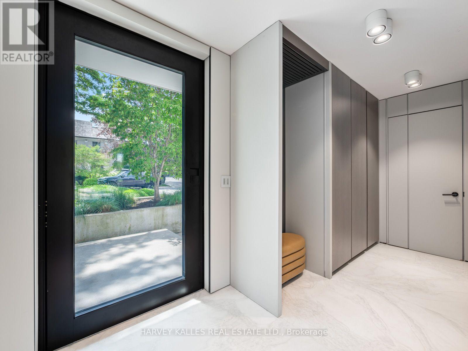 75 Ardwold Gate, Toronto, Ontario  M5R 2W1 - Photo 4 - C13820026