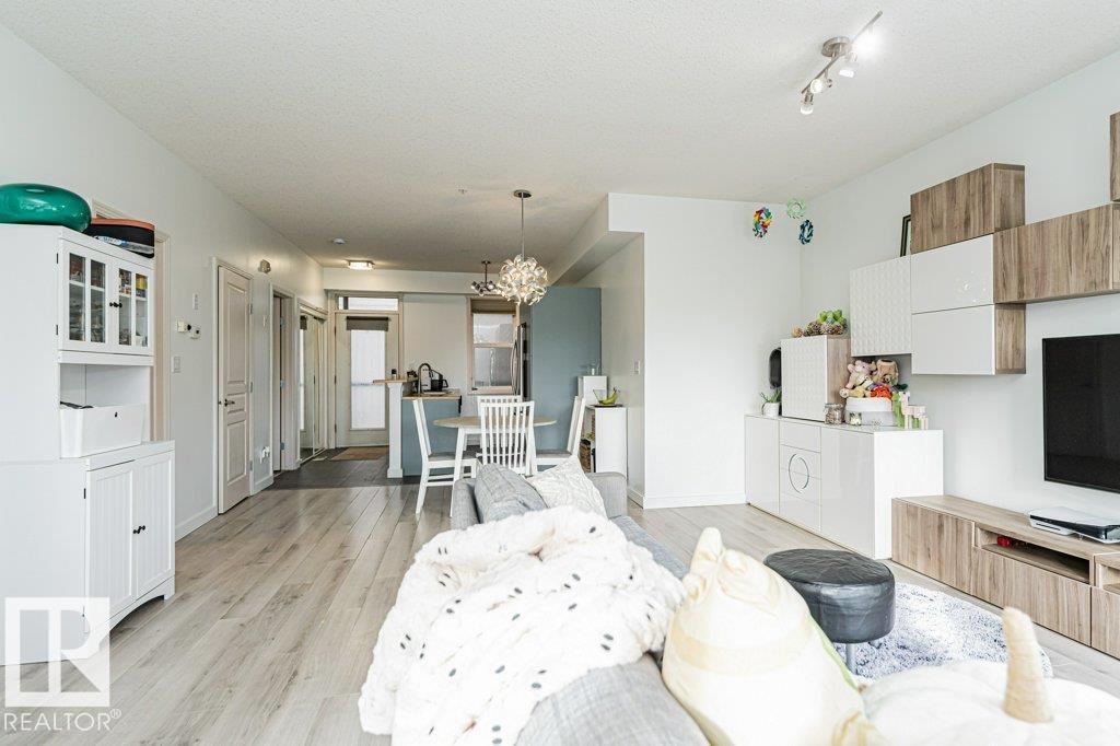 #202 9503 101 AV NW