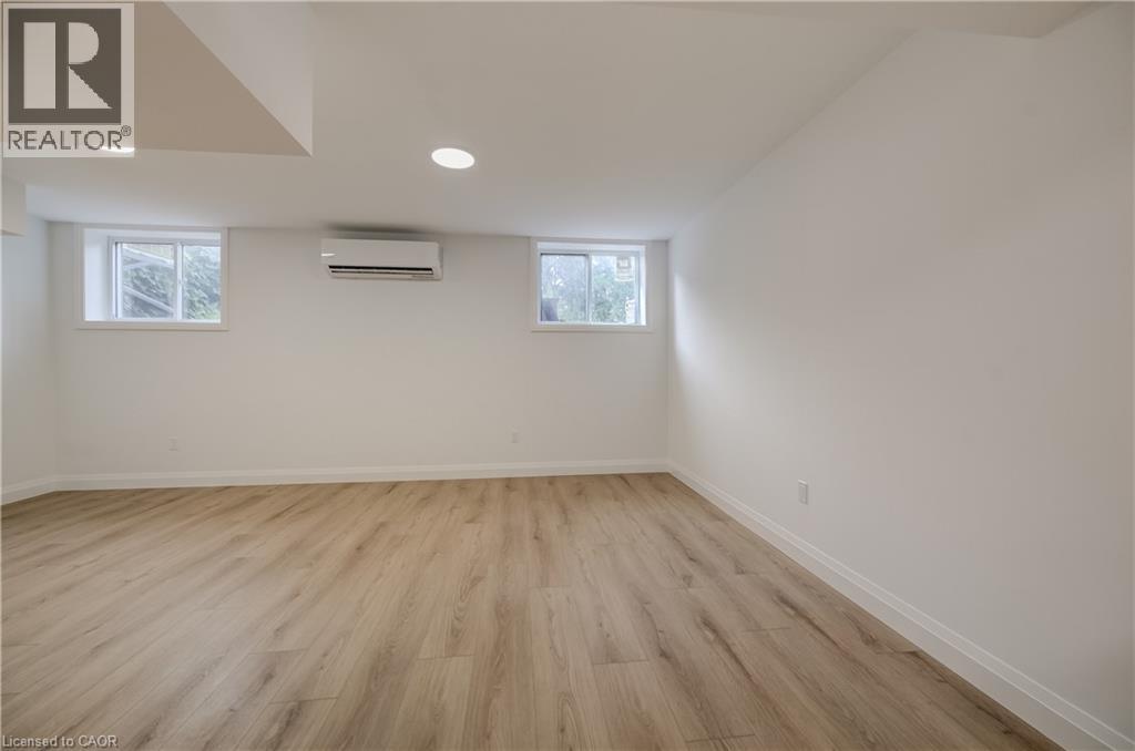 575 GUELPH Street Unit# Lower