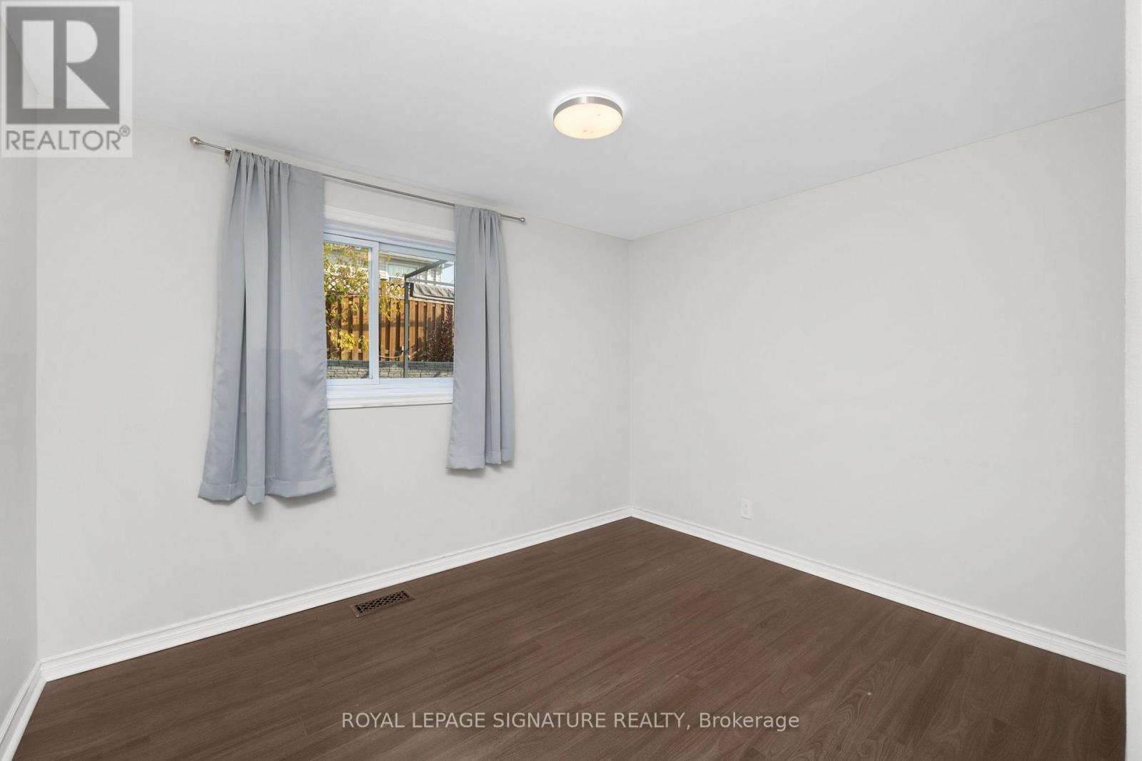 Lower - 903 Liverpool Road, Pickering (Bay Ridges), Ontario  L1W 1S5 - Photo 4 - E13820016