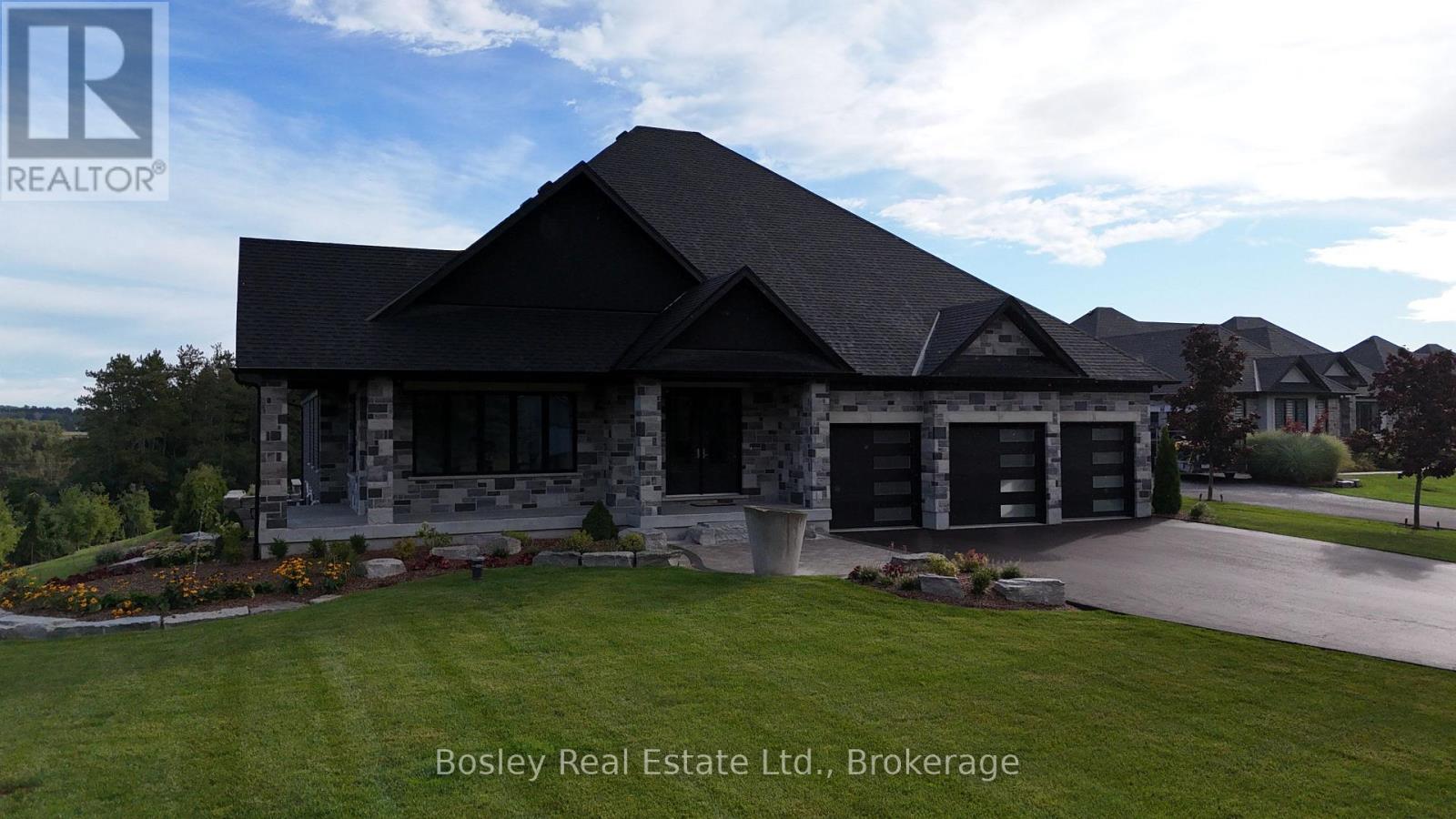 10 Inverhill Avenue, Centre Wellington, Ontario  N0B 1B0 - Photo 2 - X13819934