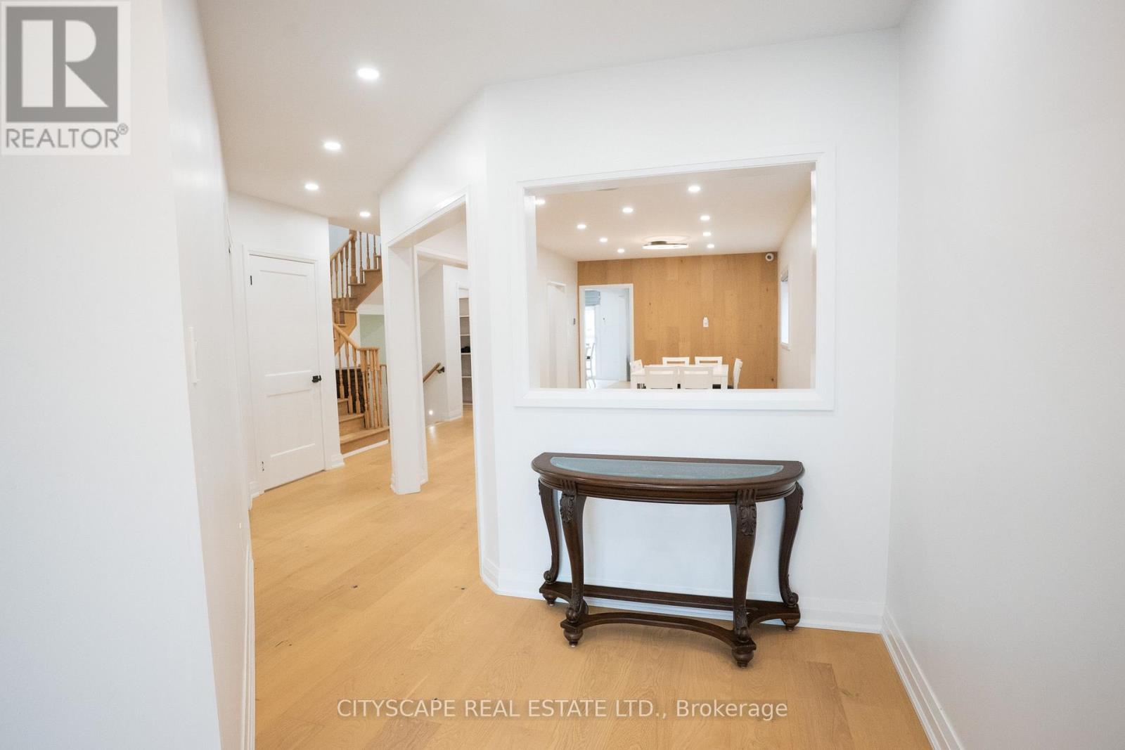 54 Albright Road, Brampton, Ontario  L6X 5C8 - Photo 3 - W13765434