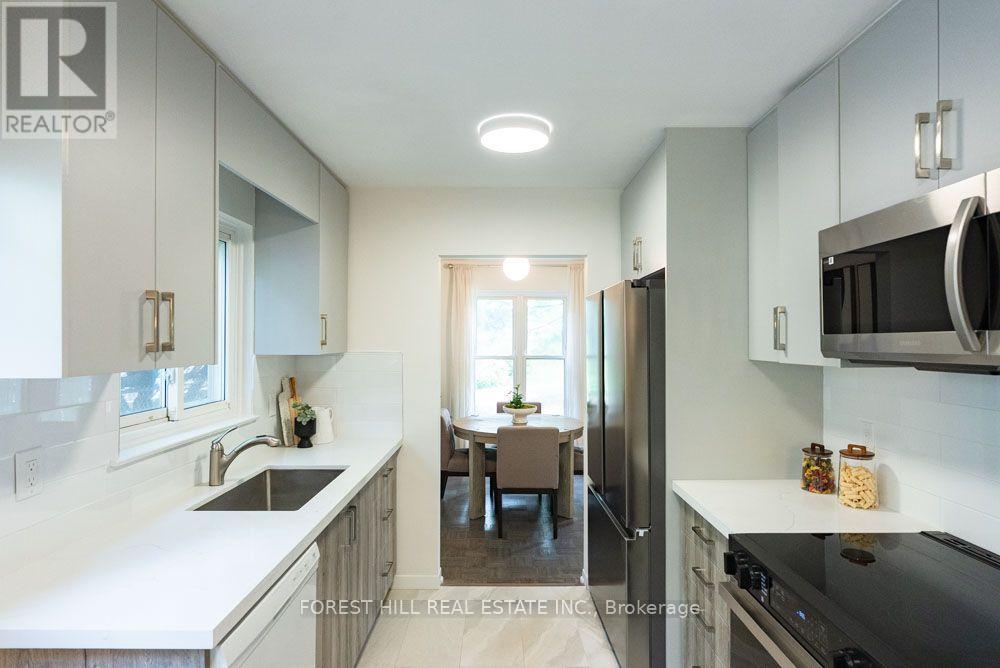 6 Snowshoe Crescent, Markham (German Mills), Ontario  L3T 4M6 - Photo 10 - N13776318