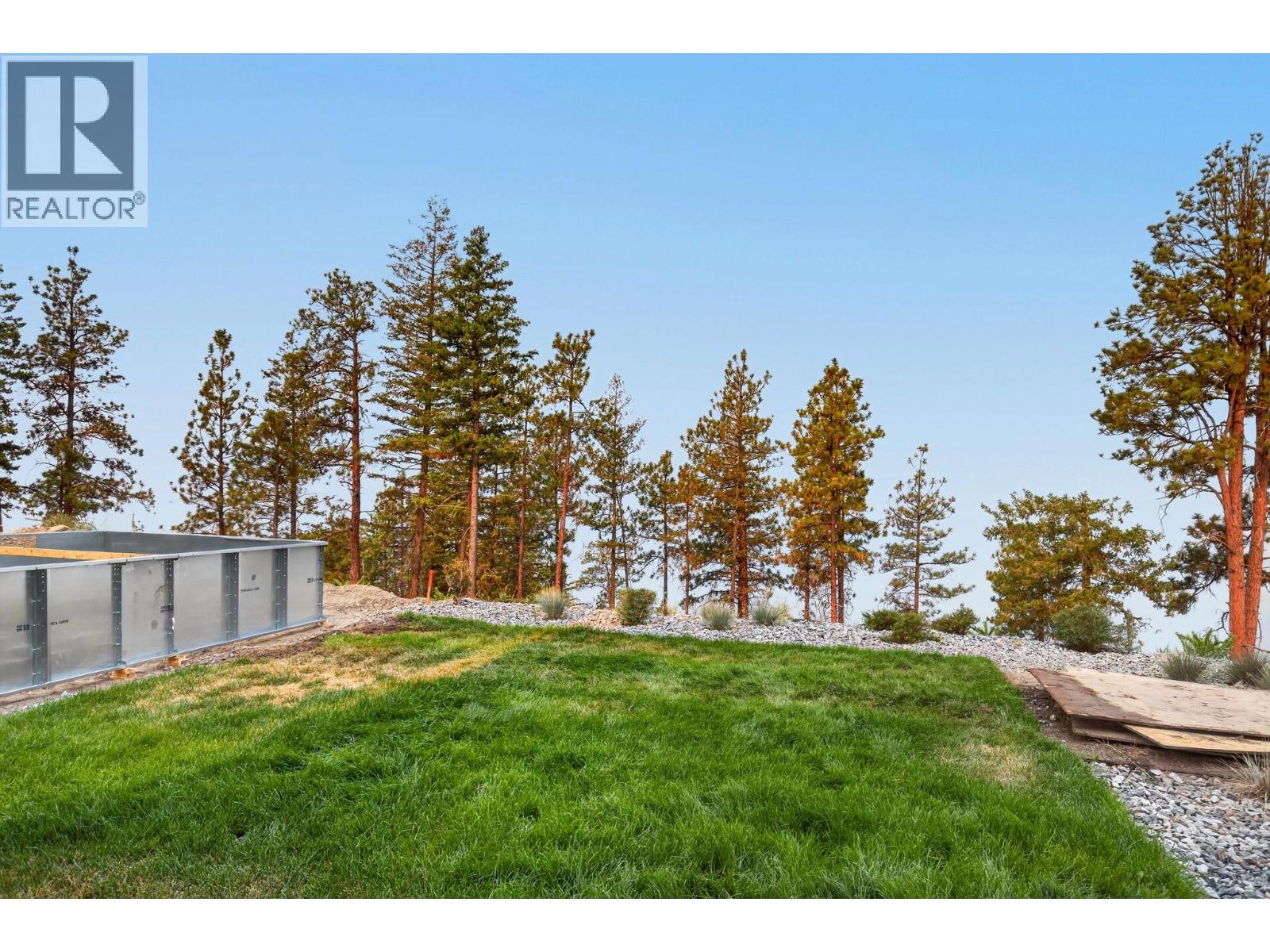 3707 Mckinley Beach Drive, Kelowna, British Columbia  V1V 3G2 - Photo 37 - 10401467