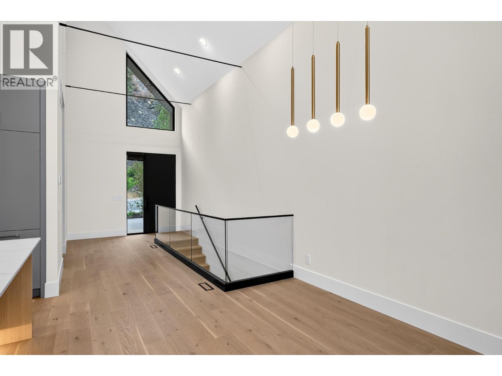 3707 Mckinley Beach Drive, Kelowna, British Columbia  V1V 3G2 - Photo 15 - 10401467