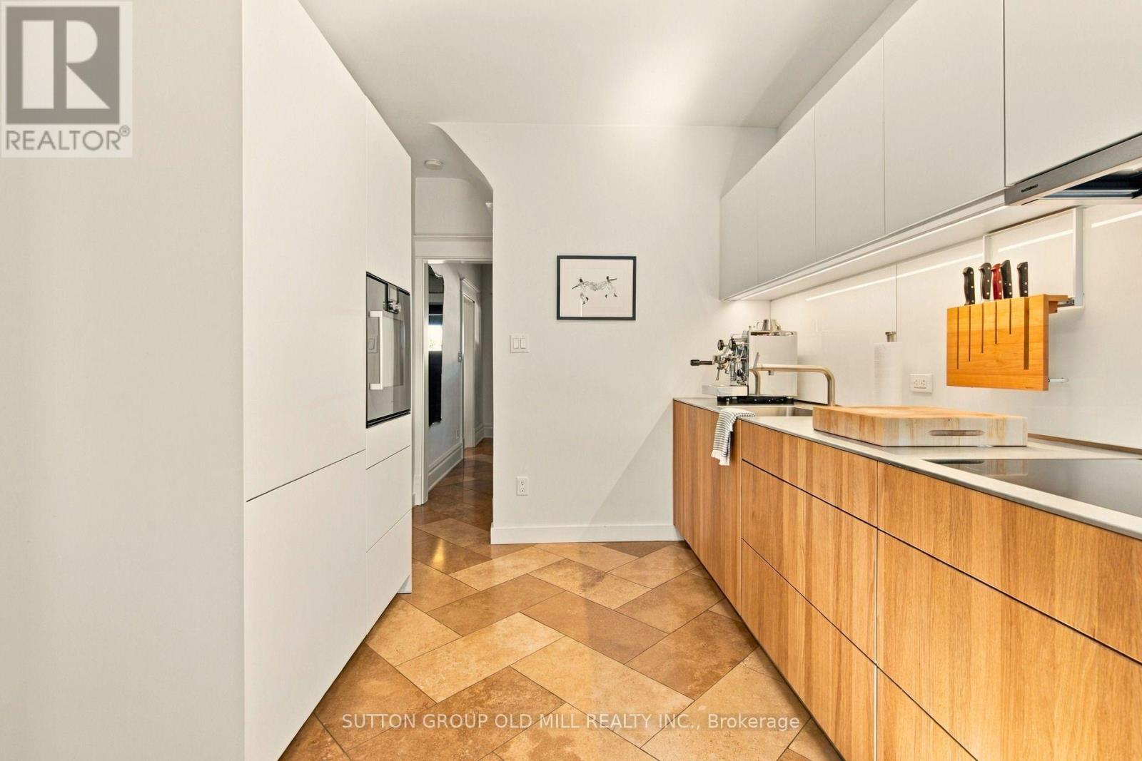 245 St Johns Road, Toronto, Ontario M6P 1V3 - Photo 10 - W13820064