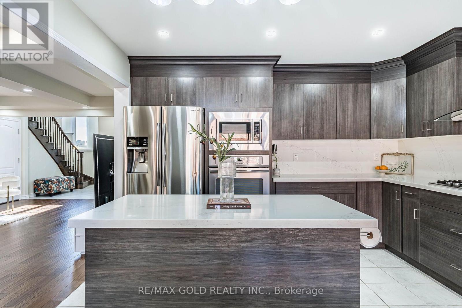 169 Robert Parkinson Drive, Brampton, Ontario  L7A 4H6 - Photo 14 - W13820098
