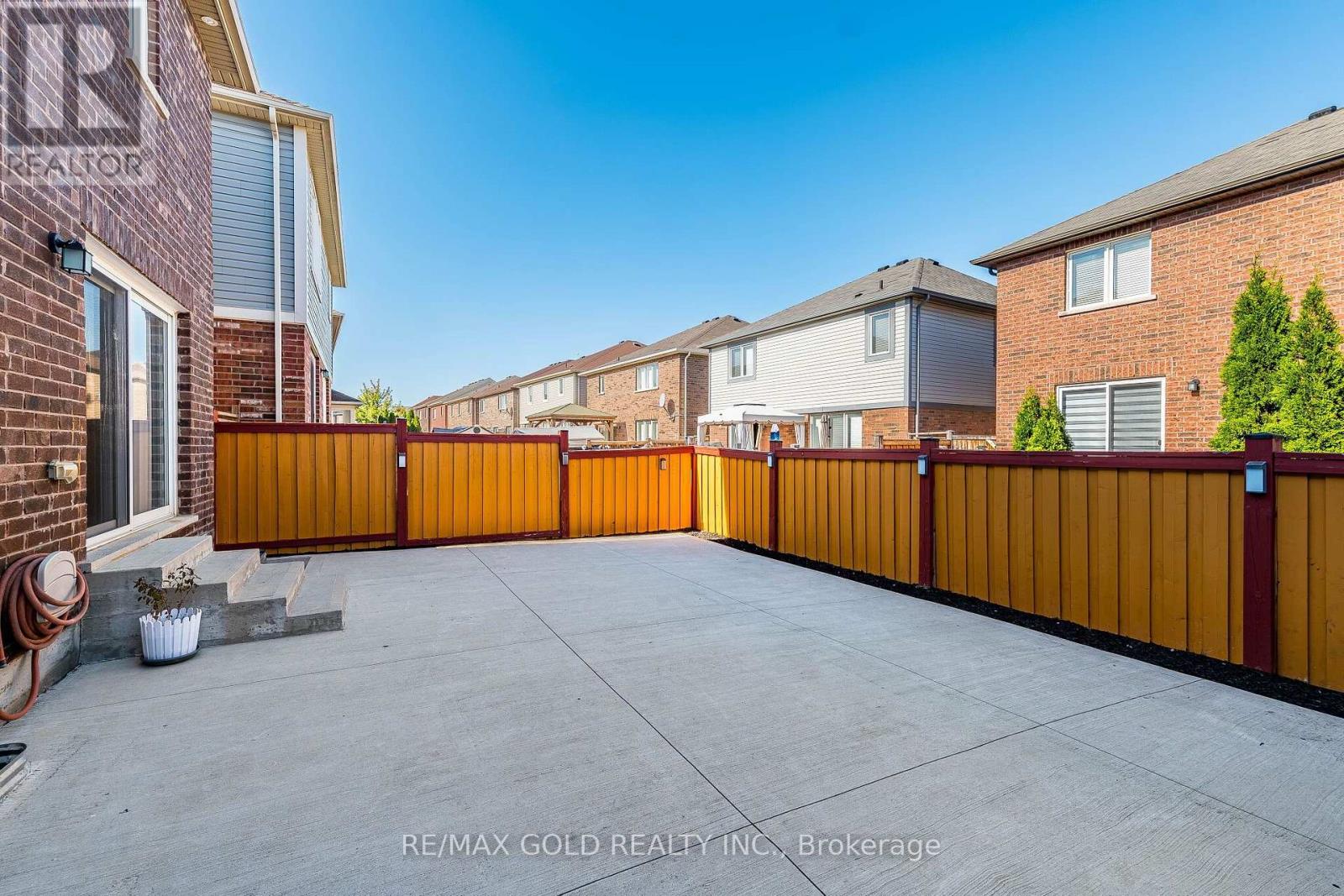 169 Robert Parkinson Drive, Brampton, Ontario  L7A 4H6 - Photo 39 - W13820098
